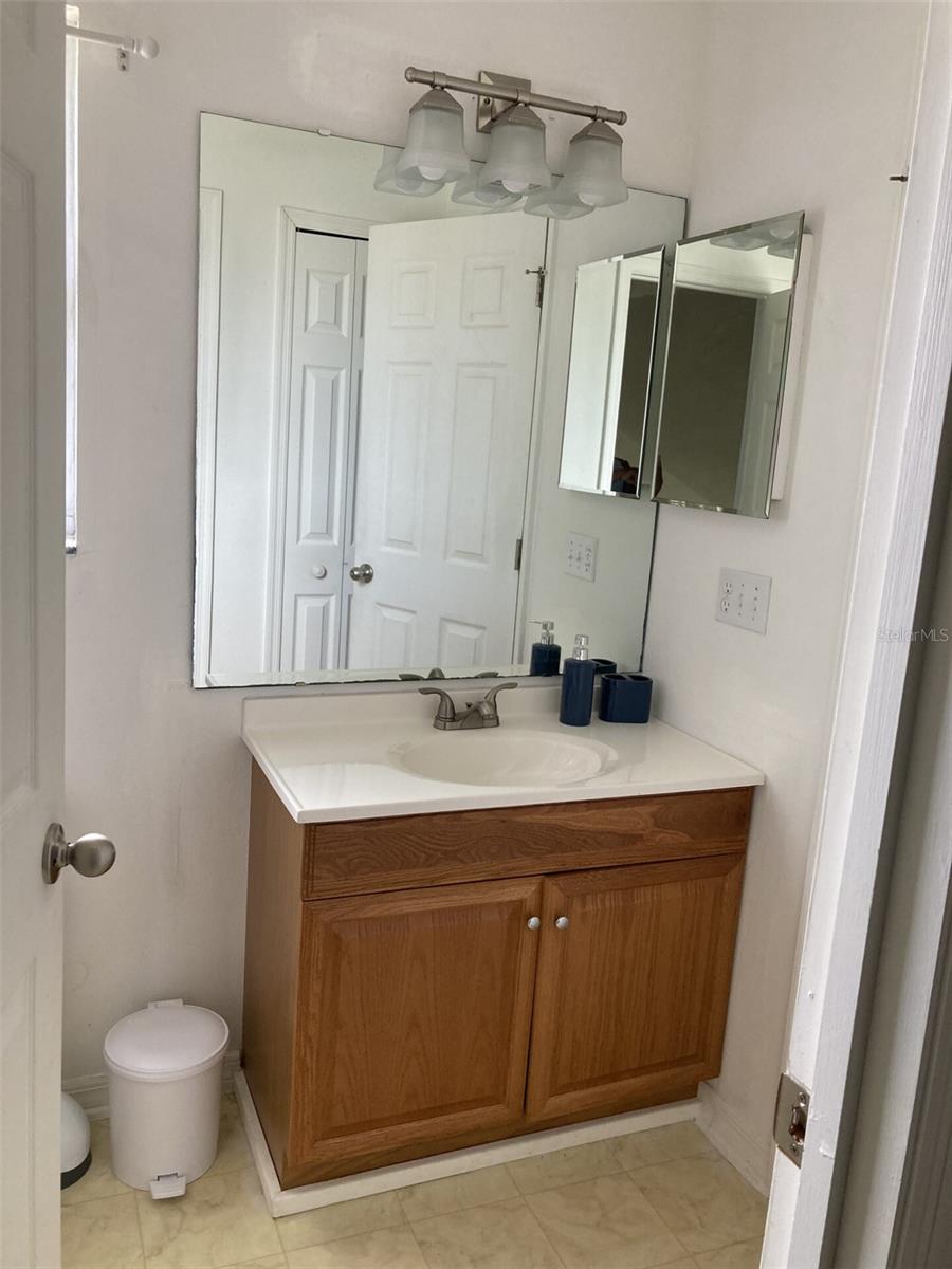 Image 40 of 42 For 2233 Ardon Avenue