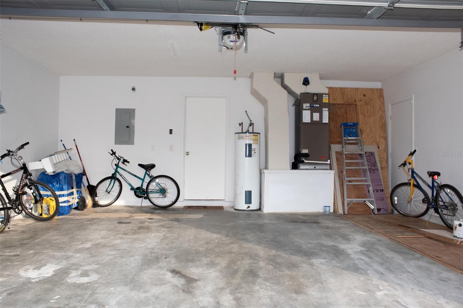 Image 42 of 42 For 2233 Ardon Avenue