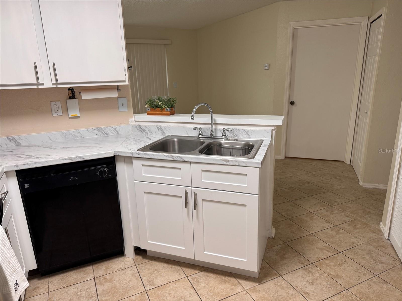 Image 6 of 22 For 3705 27th Street 1011