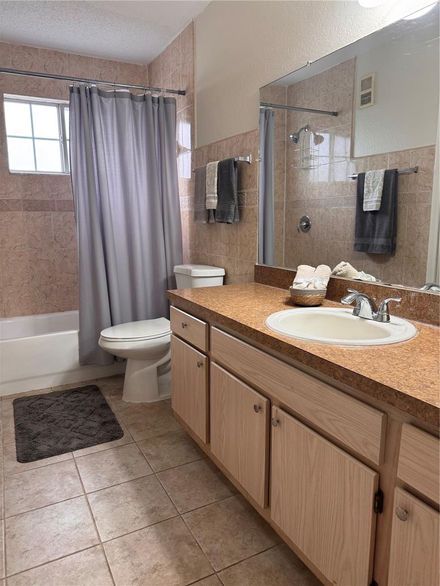 Image 9 of 22 For 3705 27th Street 1011