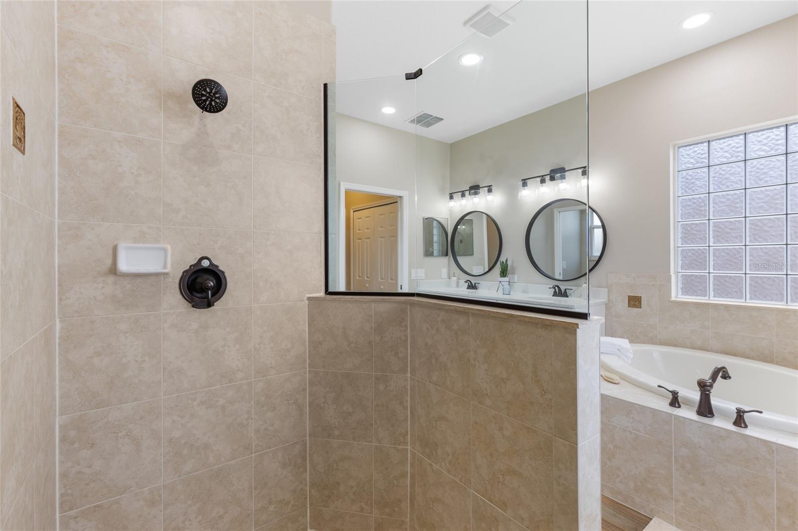Image 24 of 43 For 1044 159th Street