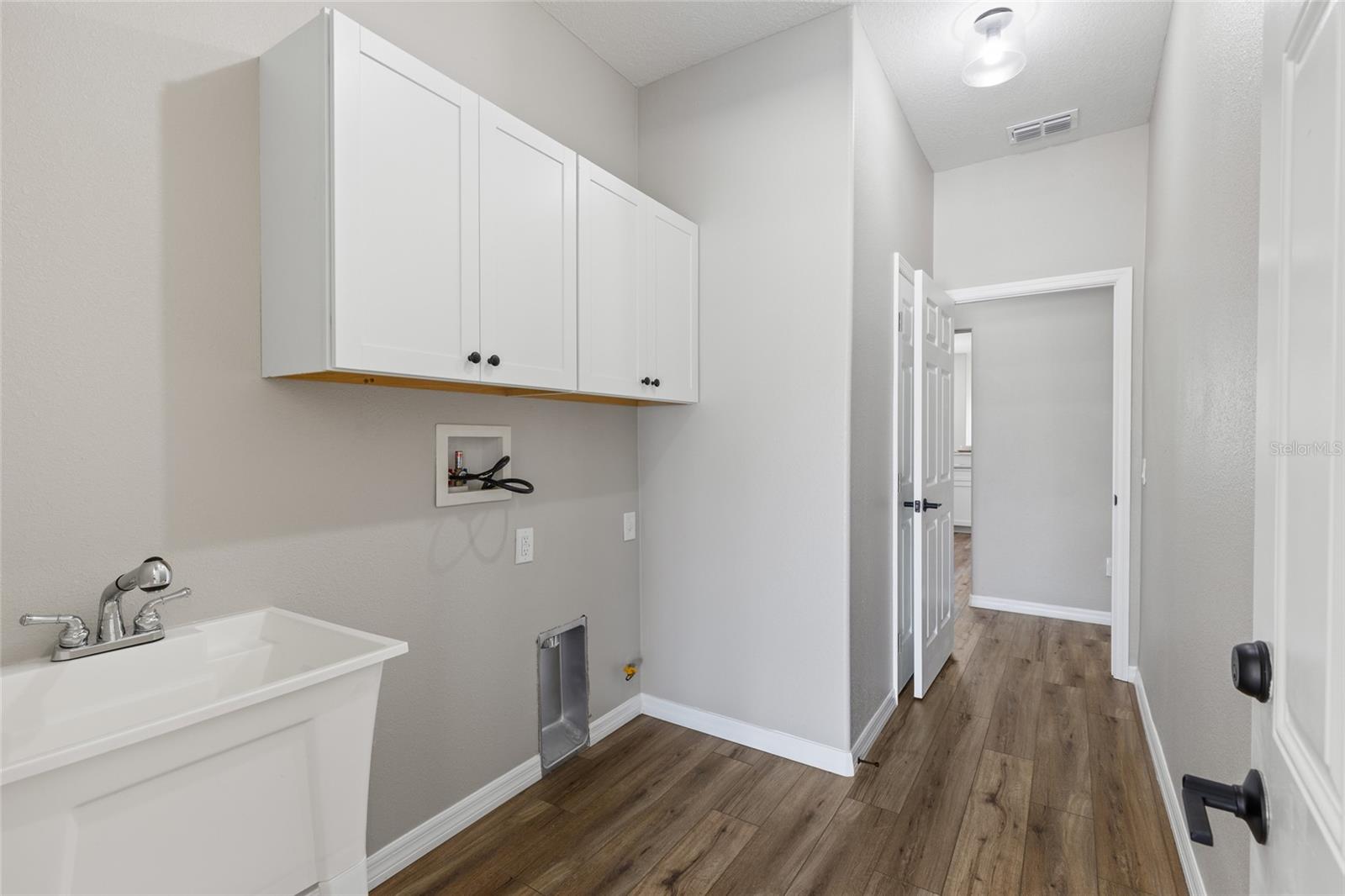 Image 30 of 43 For 1044 159th Street