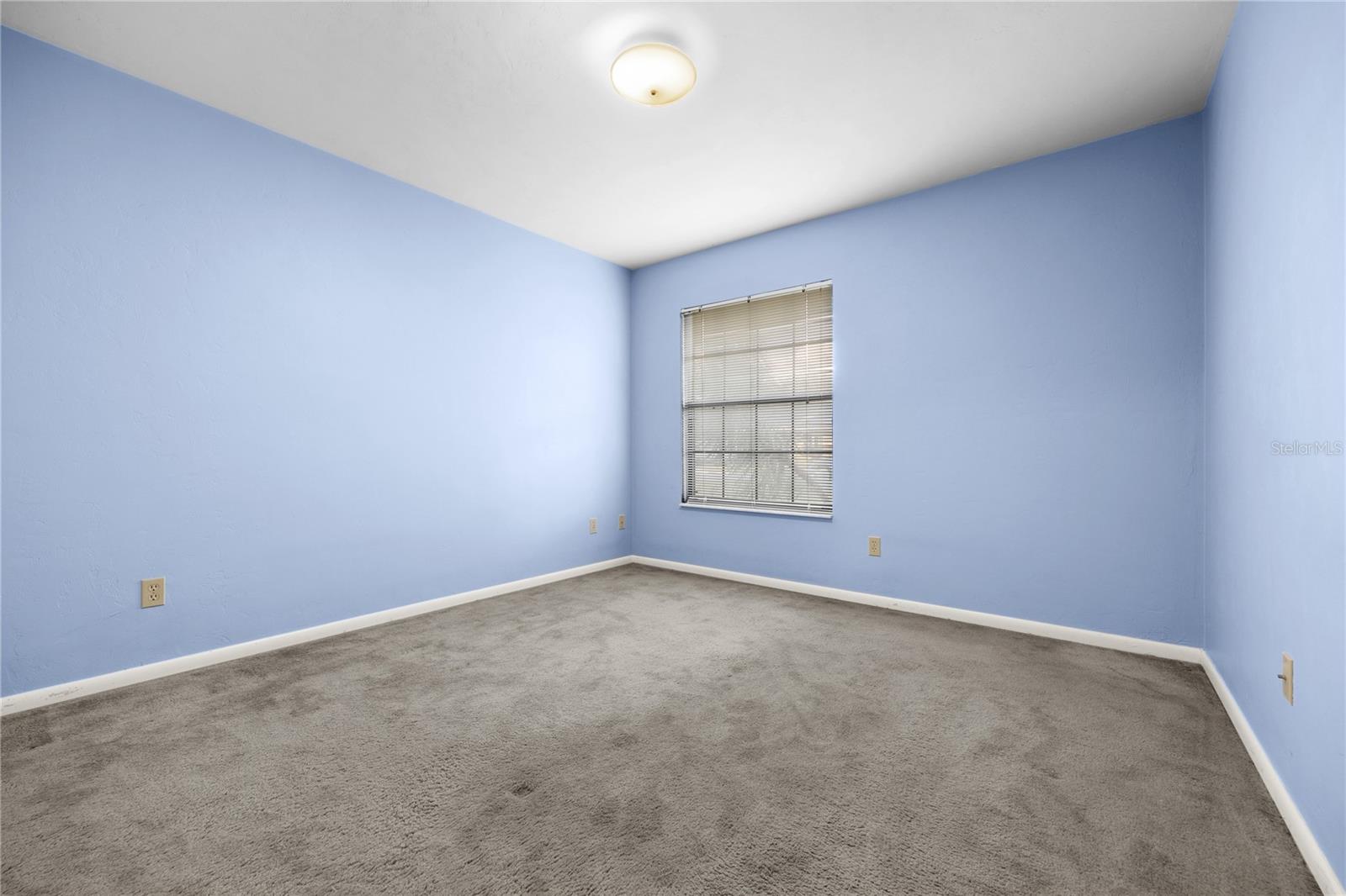 Image 21 of 25 For 6032 37th Drive