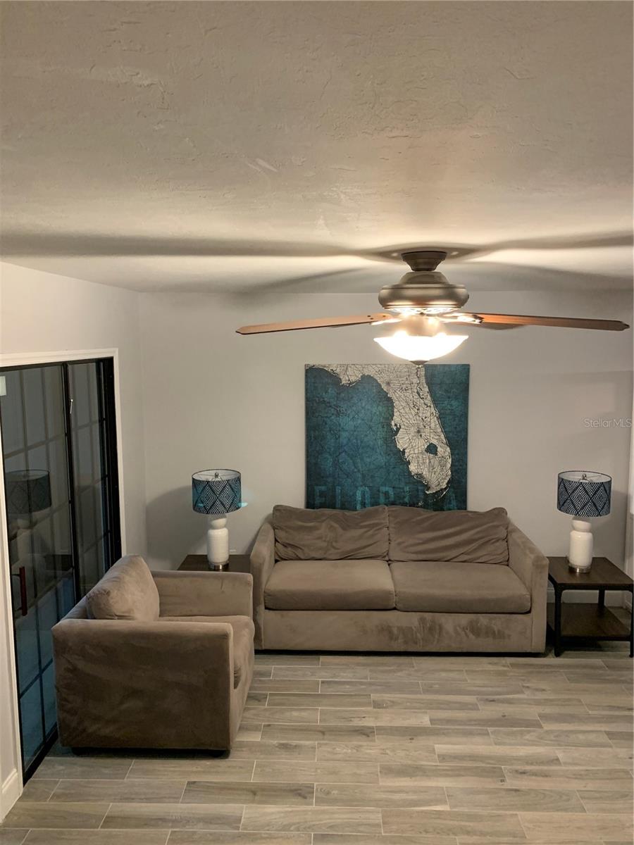 Image 3 of 18 For 900 62nd Boulevard 1