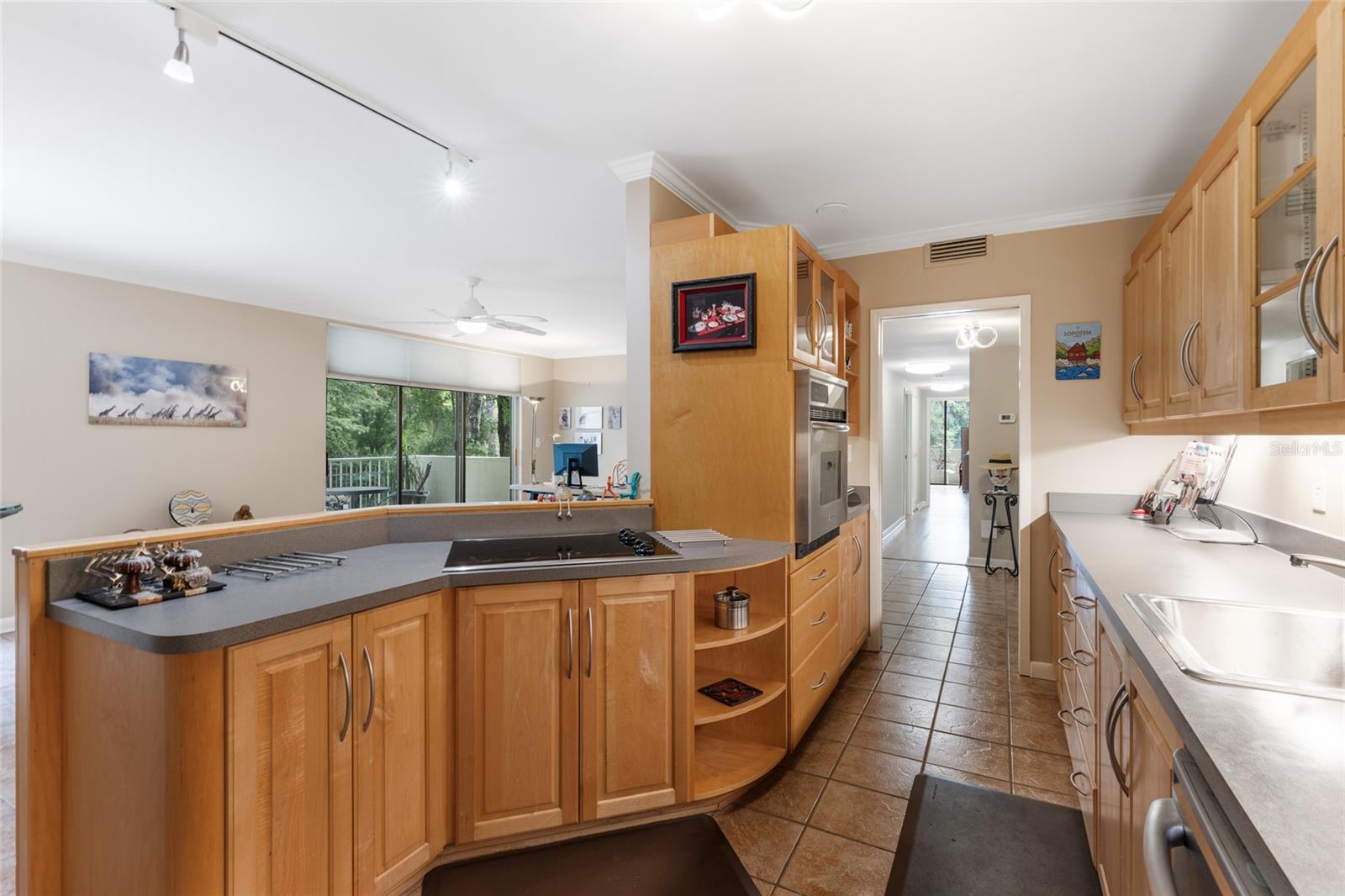 Image 15 of 49 For 1719 23rd Avenue 3e