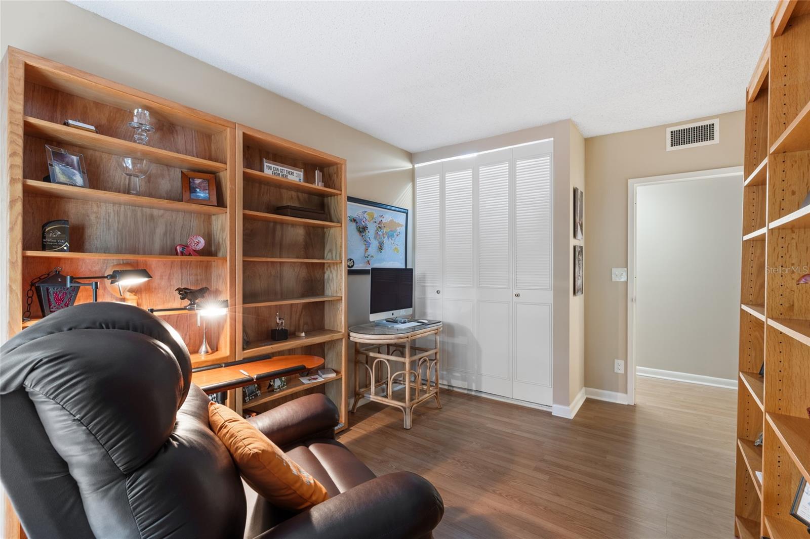 Image 18 of 49 For 1719 23rd Avenue 3e