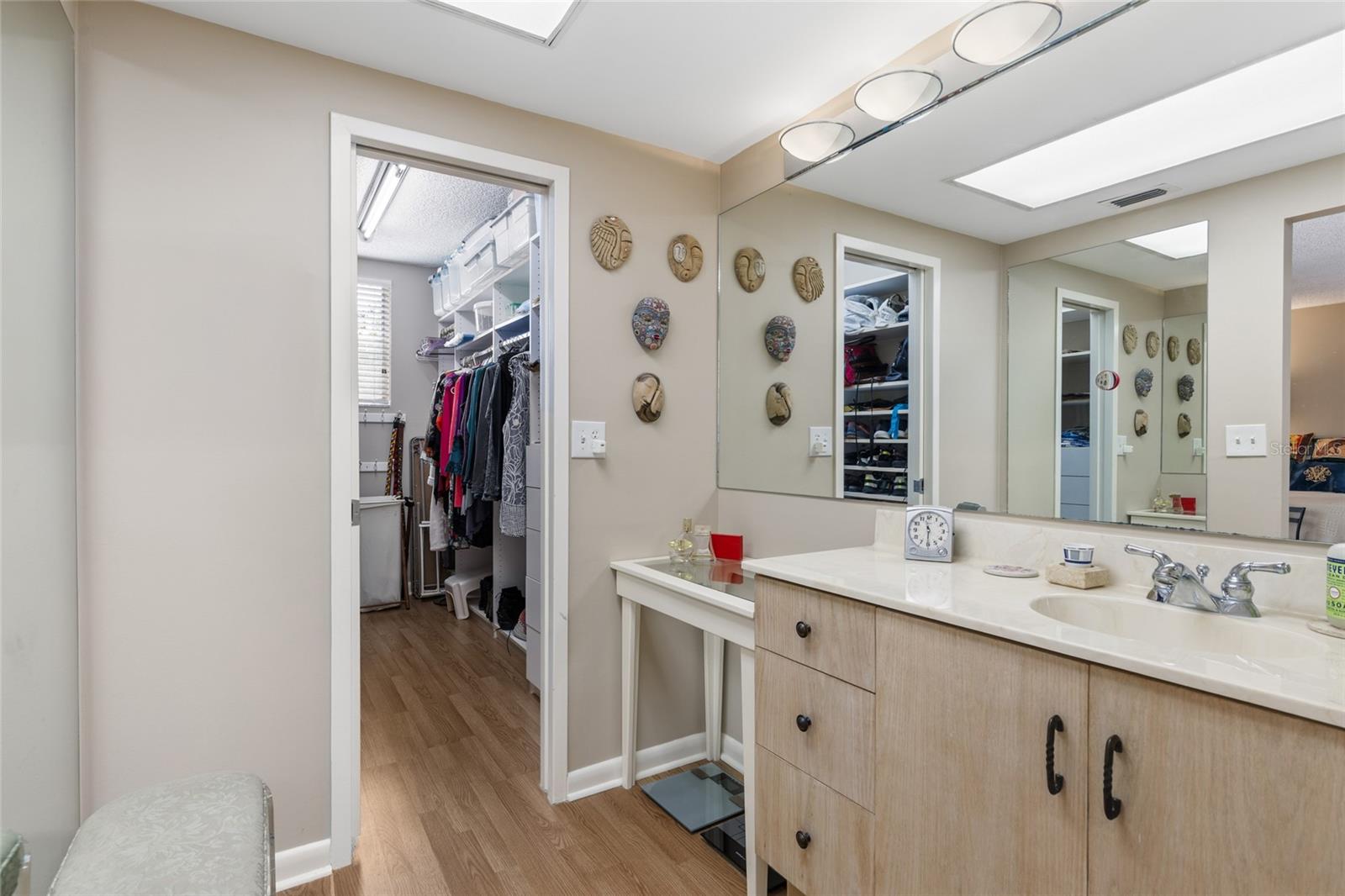 Image 31 of 49 For 1719 23rd Avenue 3e