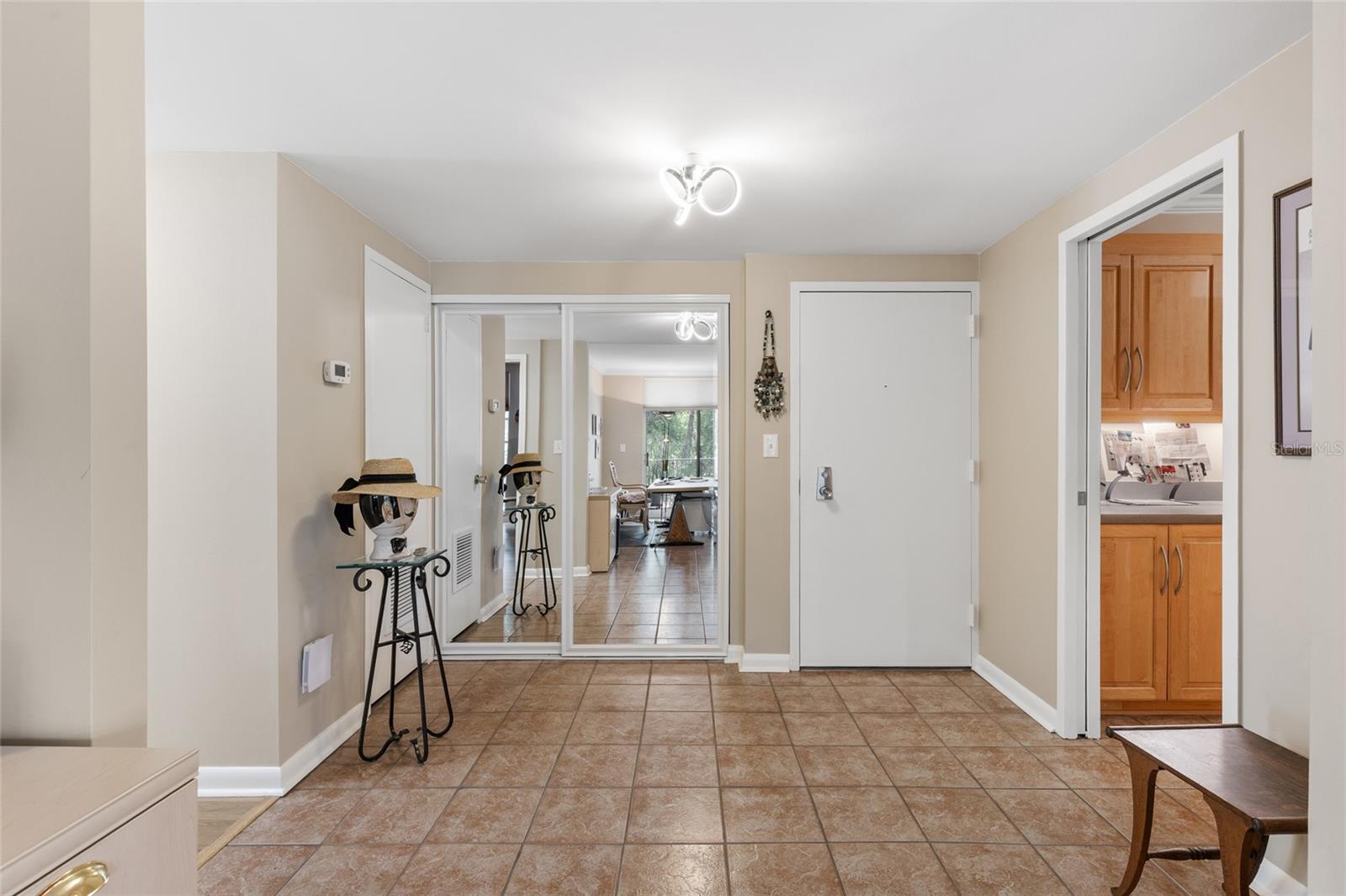 Image 7 of 49 For 1719 23rd Avenue 3e