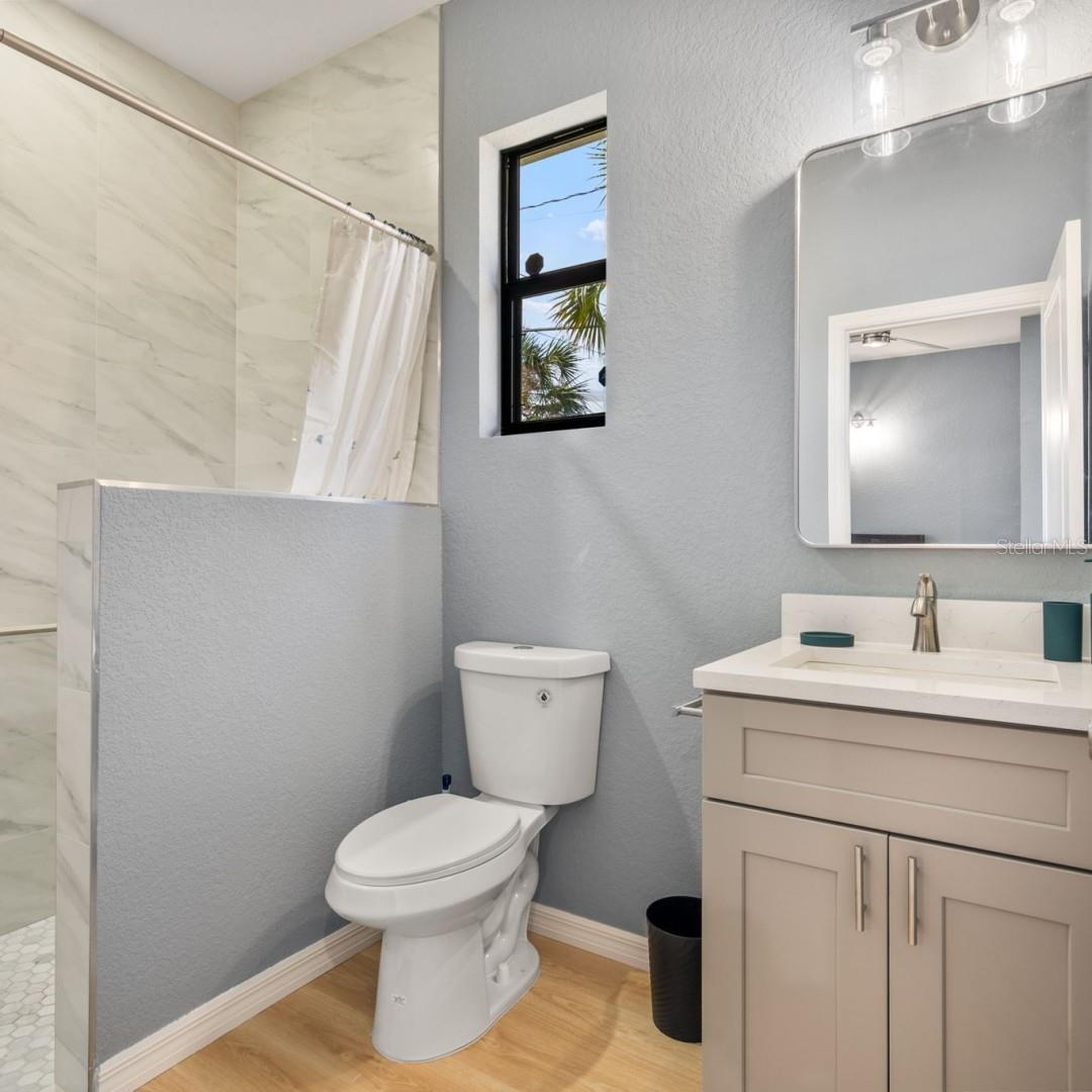 Image 25 of 38 For 5479 Biscayne Drive