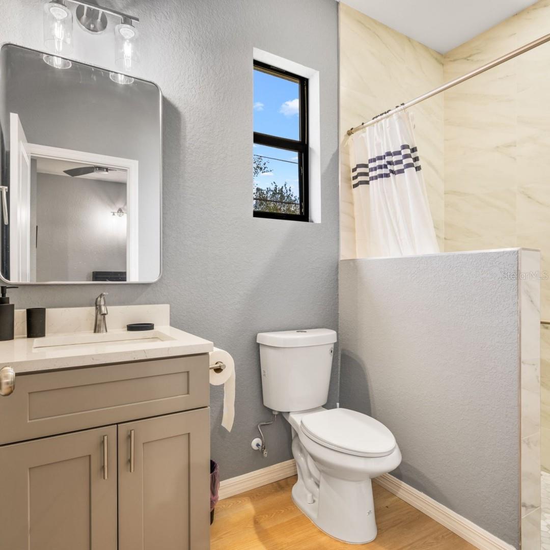 Image 30 of 38 For 5479 Biscayne Drive