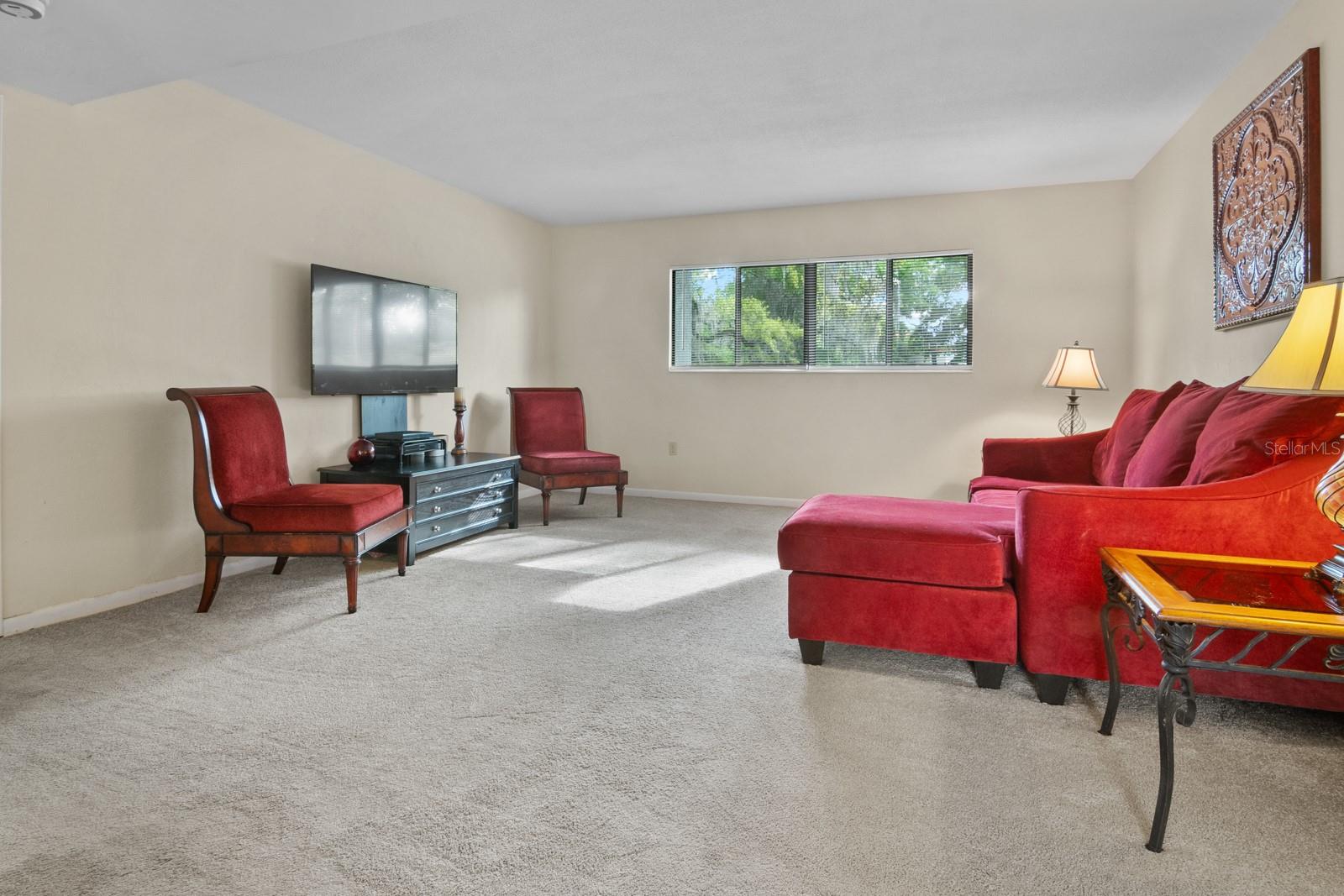 Image 5 of 27 For 401 39th Road 401c