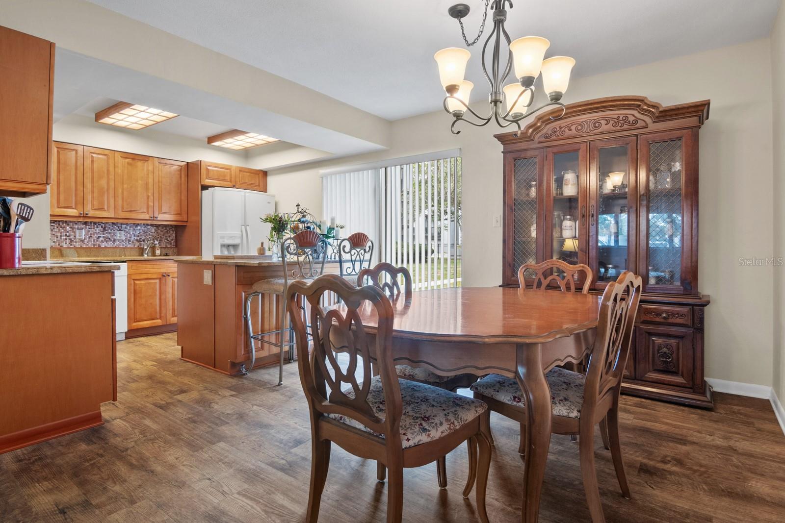 Image 8 of 27 For 401 39th Road 401c