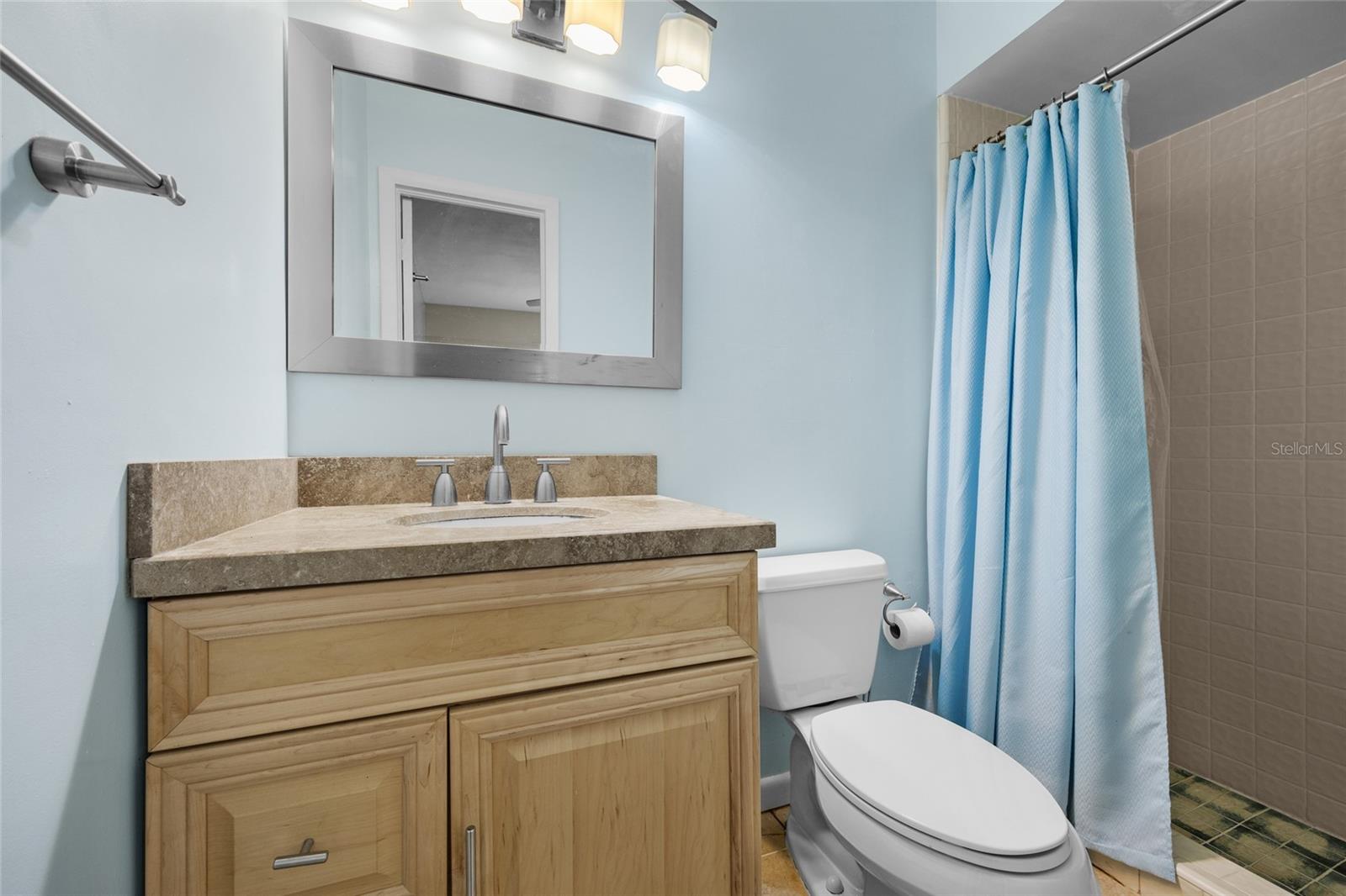 Listing photo id 20 for 2035 12th Road