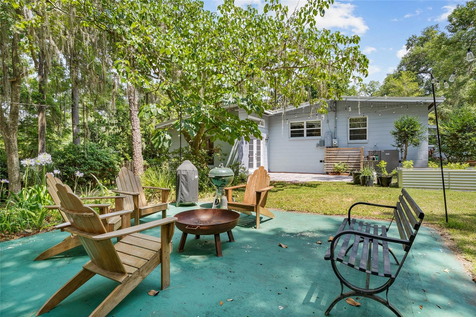 Listing photo id 26 for 2035 12th Road