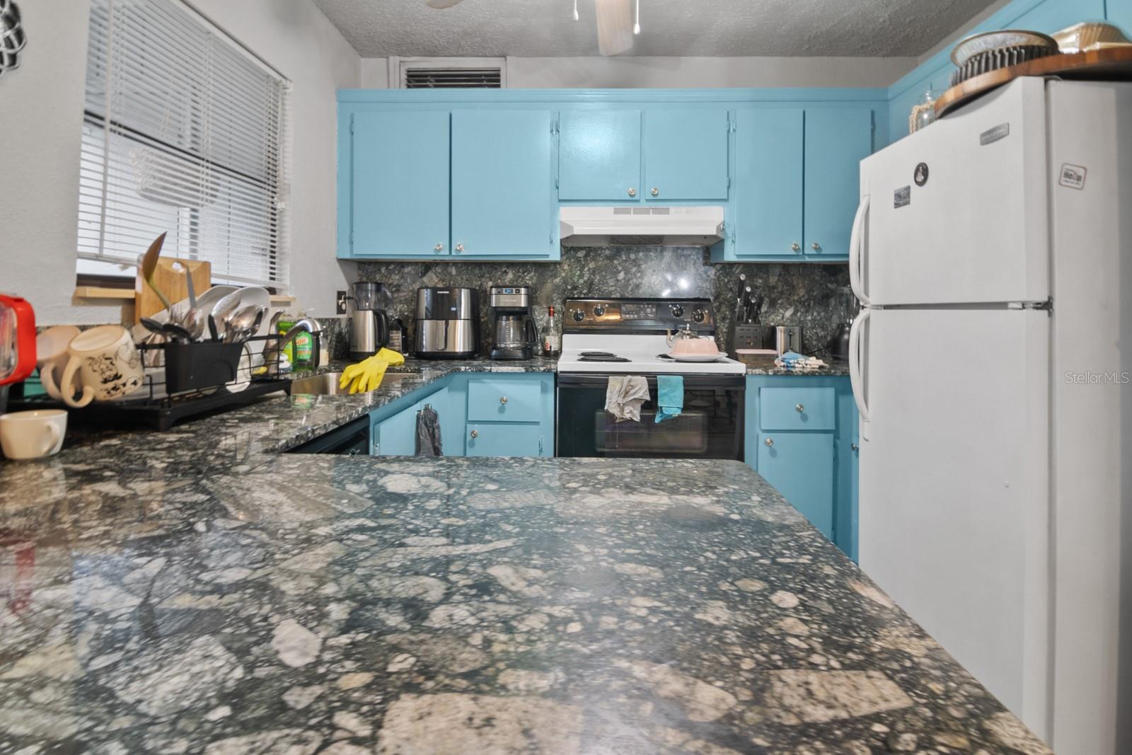 Image 11 of 18 For 2811 Archer Road O123