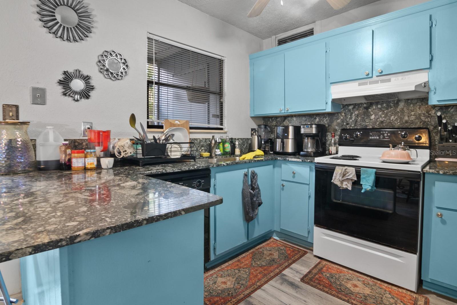 Image 12 of 18 For 2811 Archer Road O123