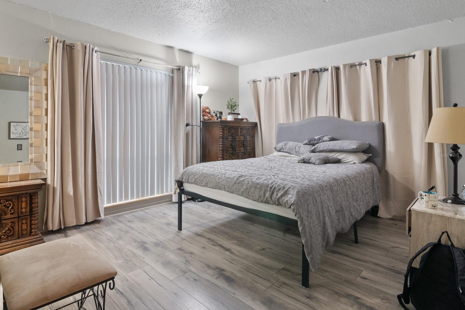 Image 4 of 18 For 2811 Archer Road O123