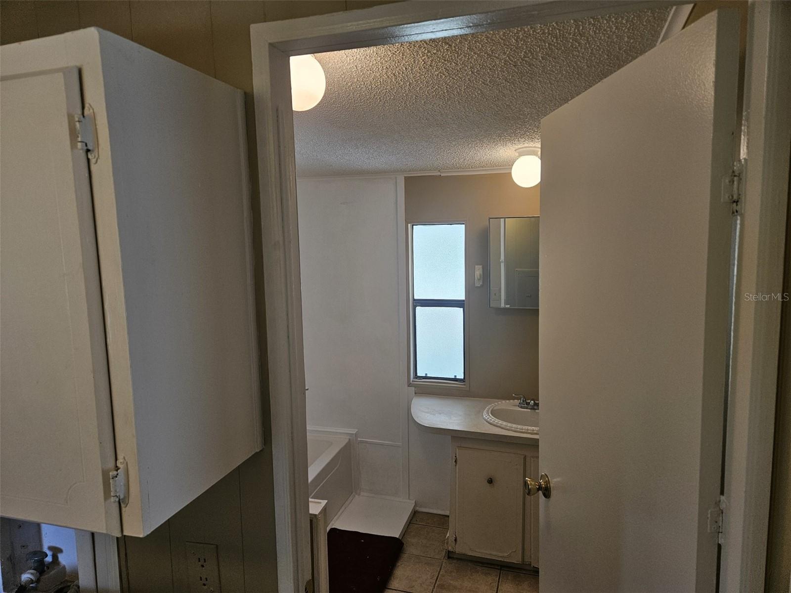 Image 10 of 25 For 9202 Teak Street