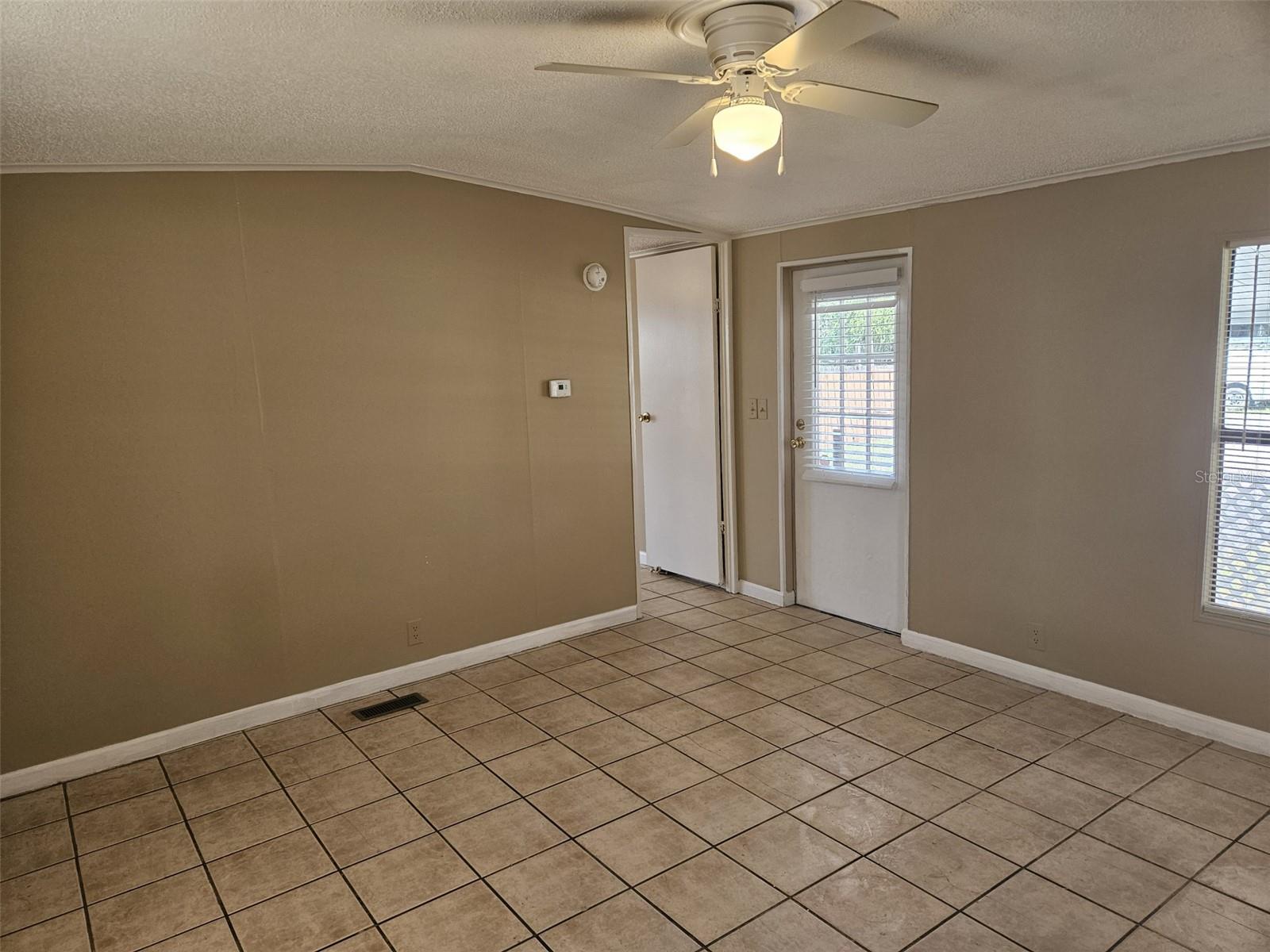 Image 16 of 25 For 9202 Teak Street