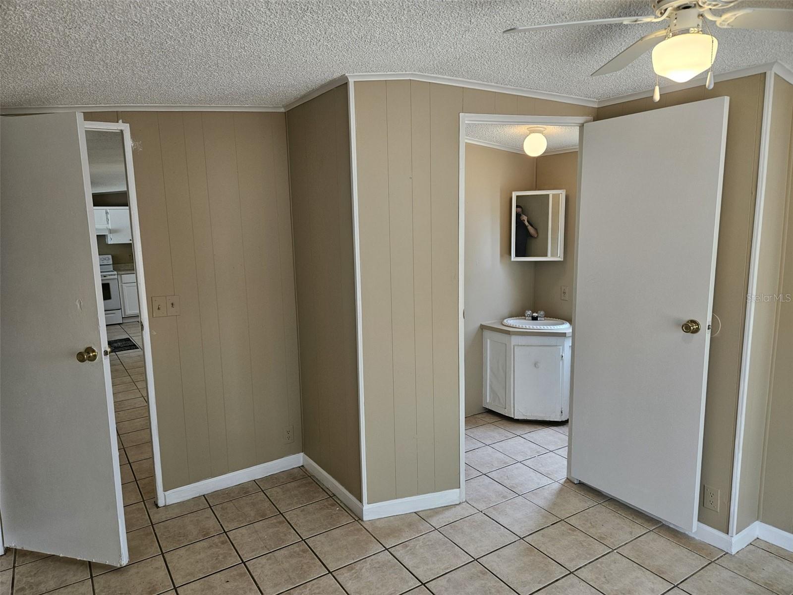 Image 20 of 25 For 9202 Teak Street
