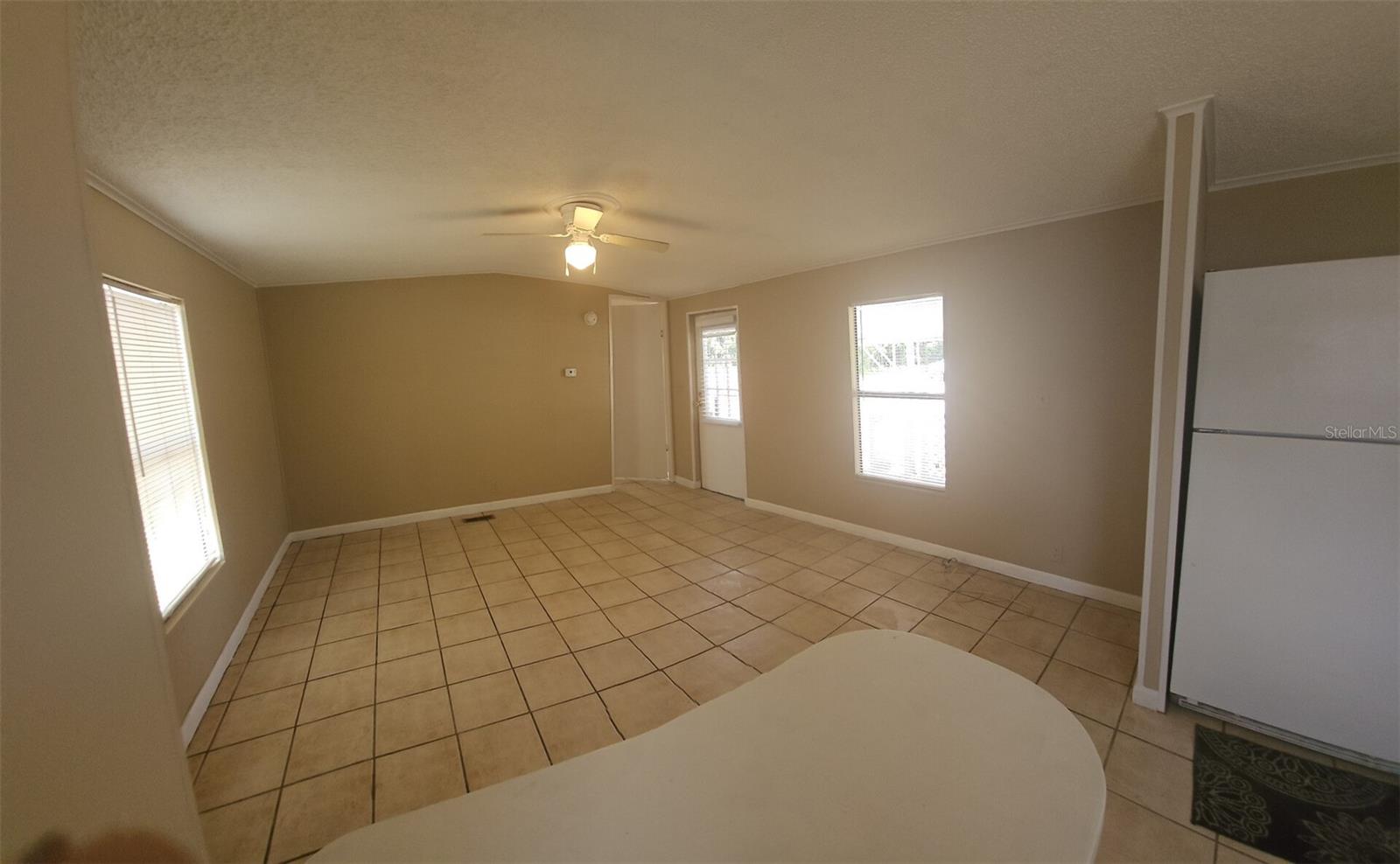 Image 24 of 25 For 9202 Teak Street