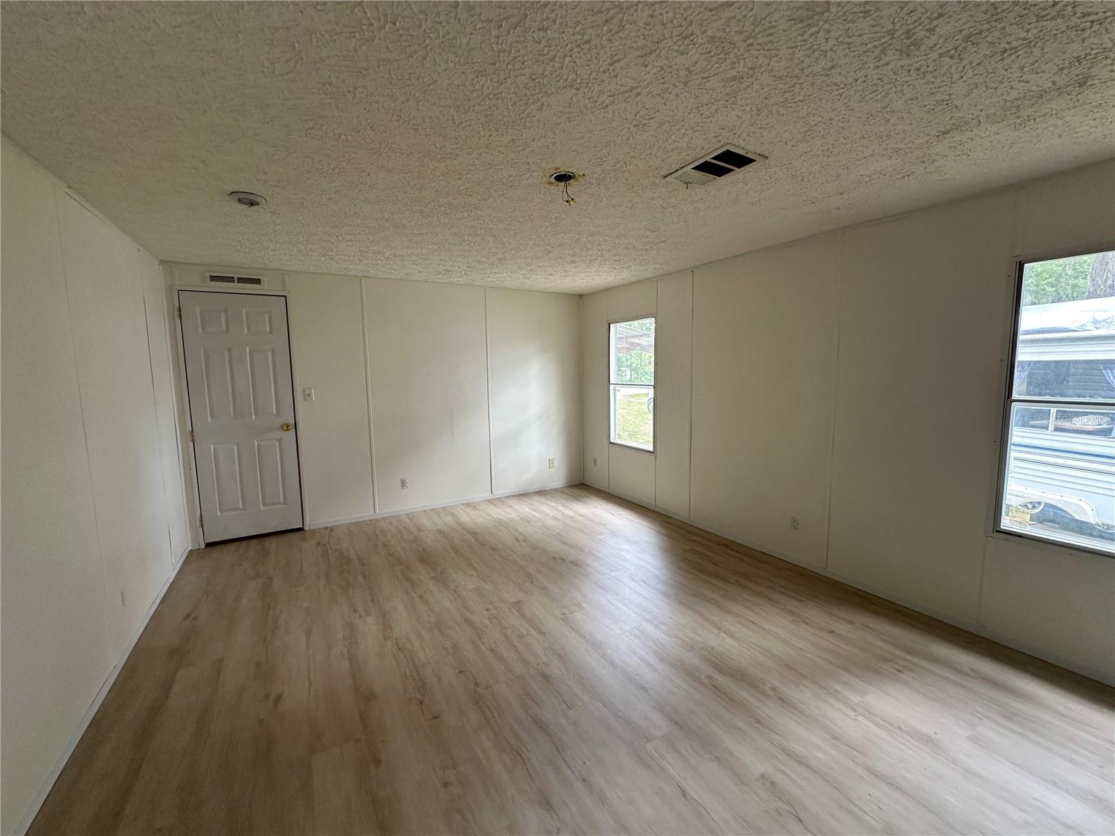 Image 4 of 24 For 21535 County Road 1493