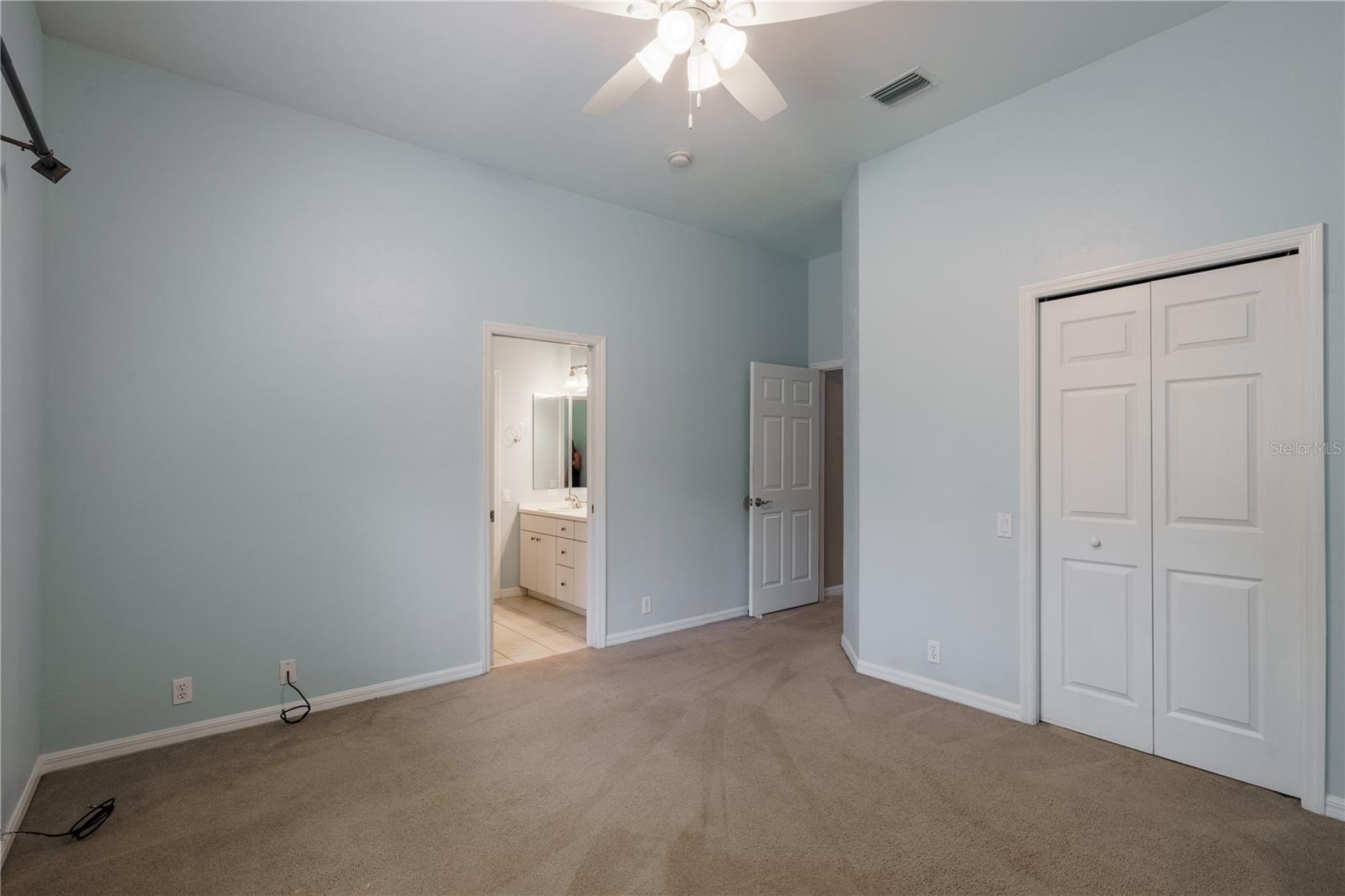 Image 14 of 47 For 5119 57th Street