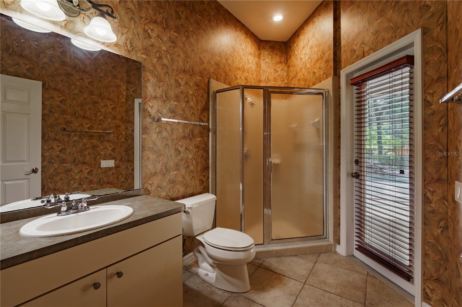Image 34 of 47 For 5119 57th Street