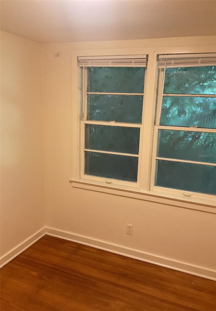 Image 7 of 21 For 2721 3rd Place