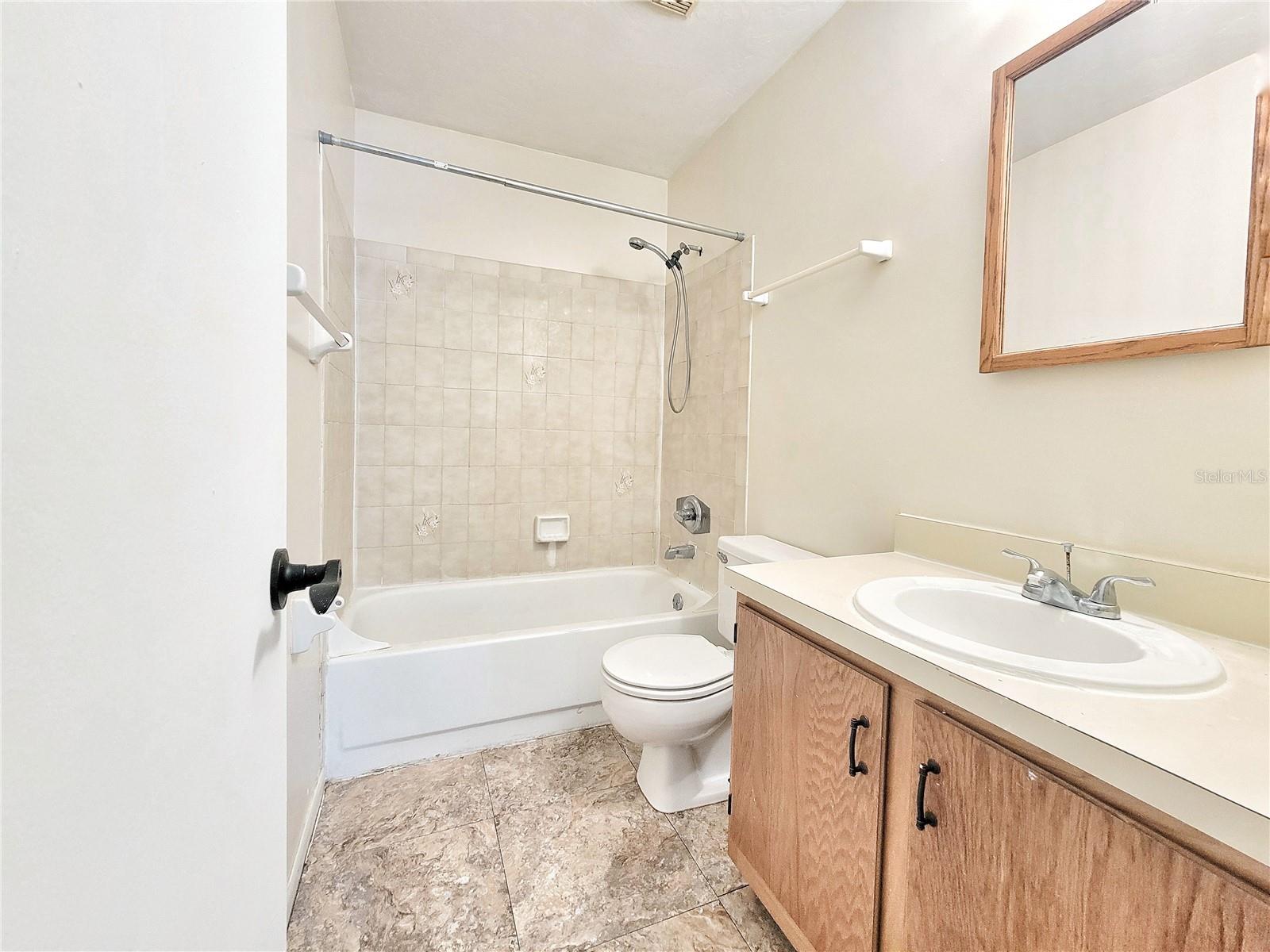 Image 16 of 28 For 2300 43rd Street L2
