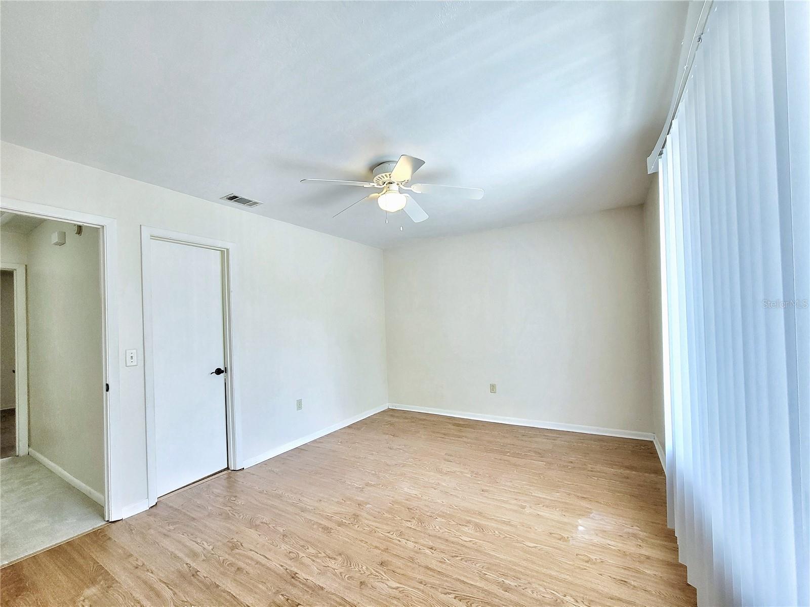 Image 19 of 28 For 2300 43rd Street L2