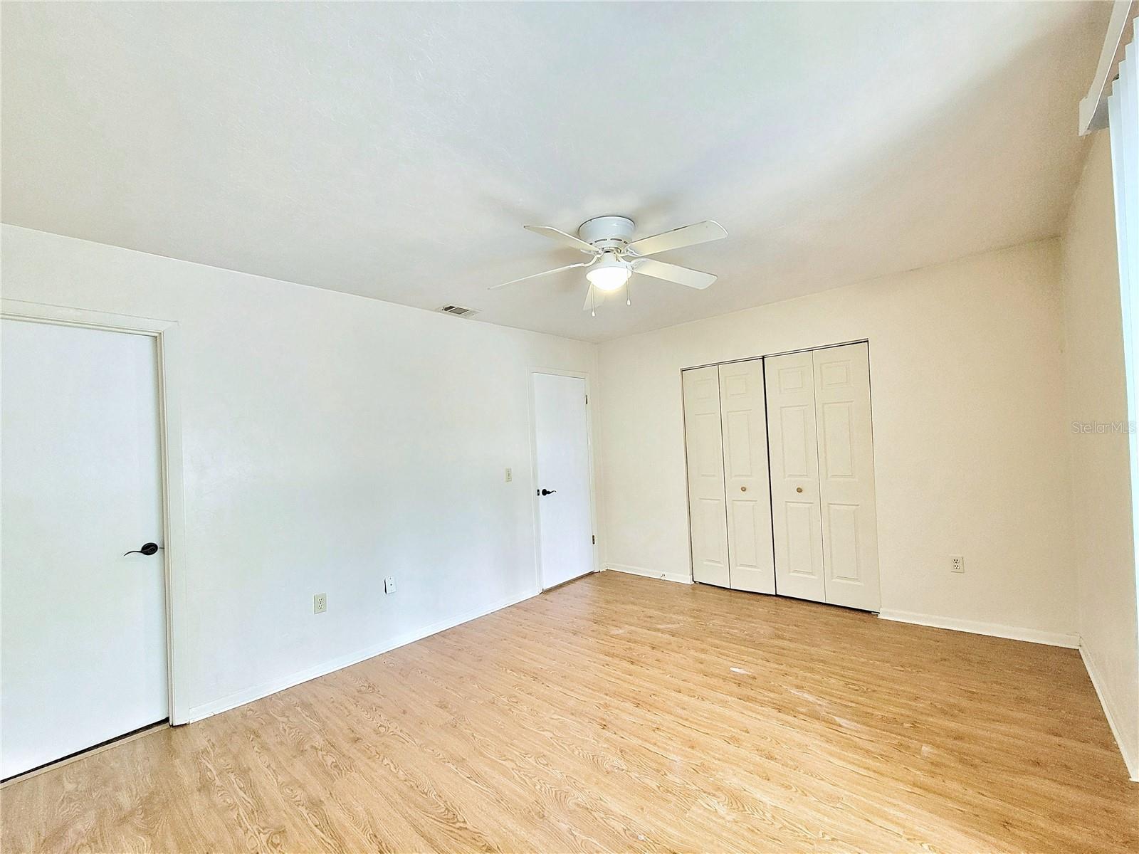 Image 23 of 28 For 2300 43rd Street L2