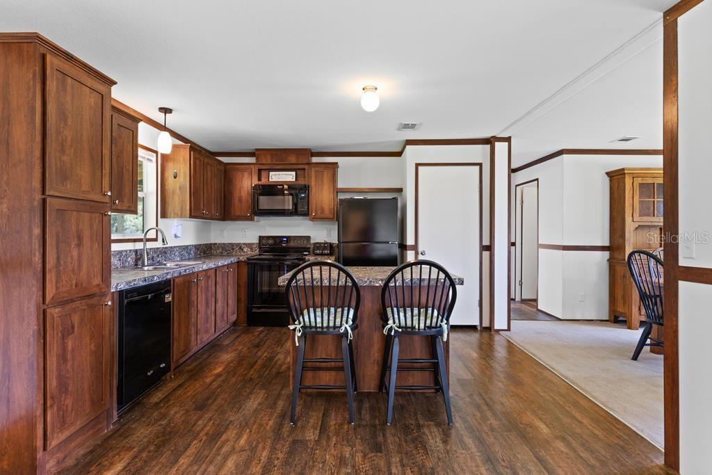 Image 20 of 37 For 15745 County Road 231a