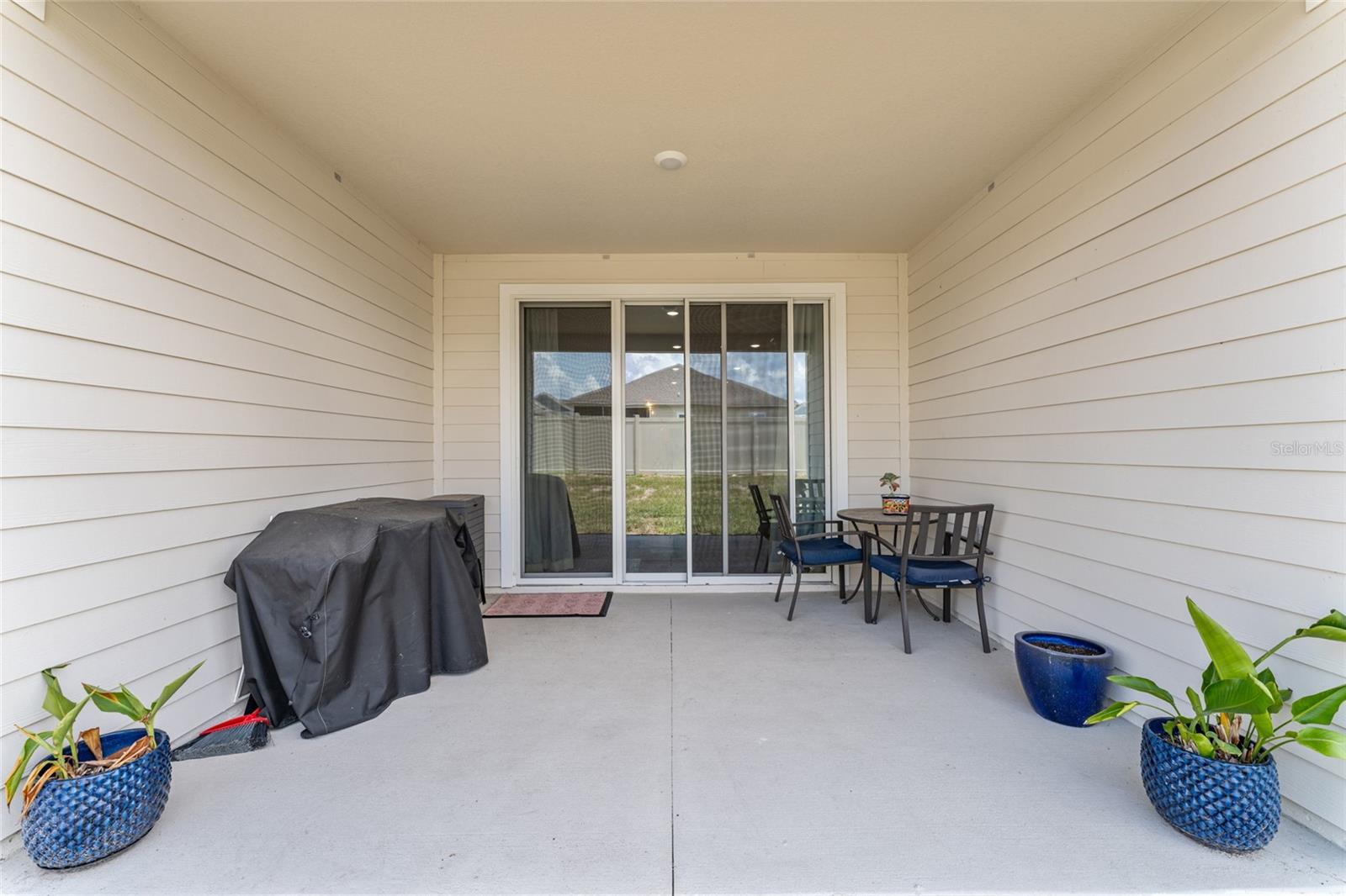 Image 7 of 75 For 24400 12th Place