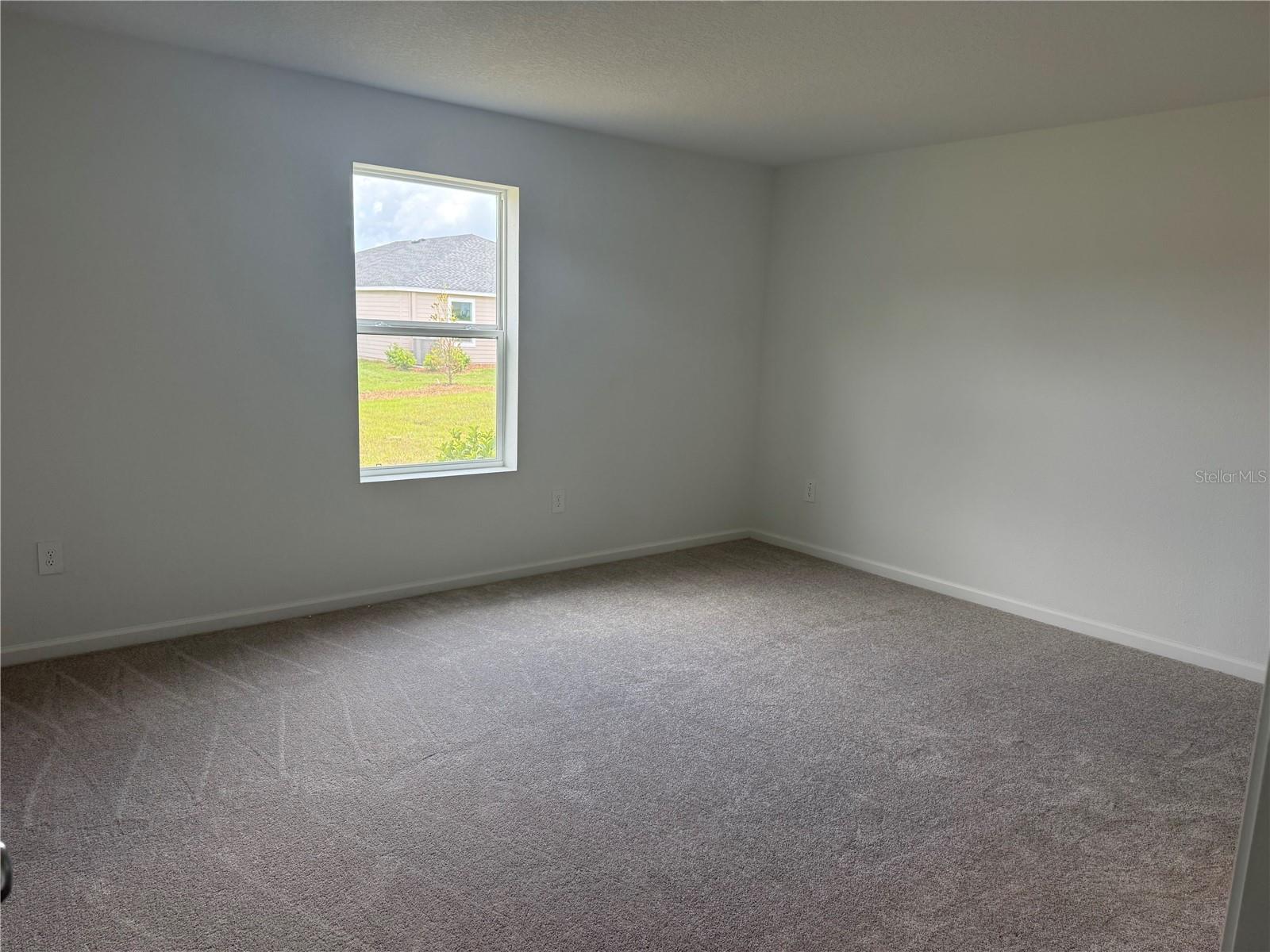 Image 13 of 19 For 14500 165th Road