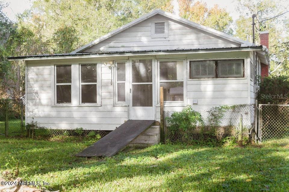 Image 31 of 34 For 762 Walnut Street