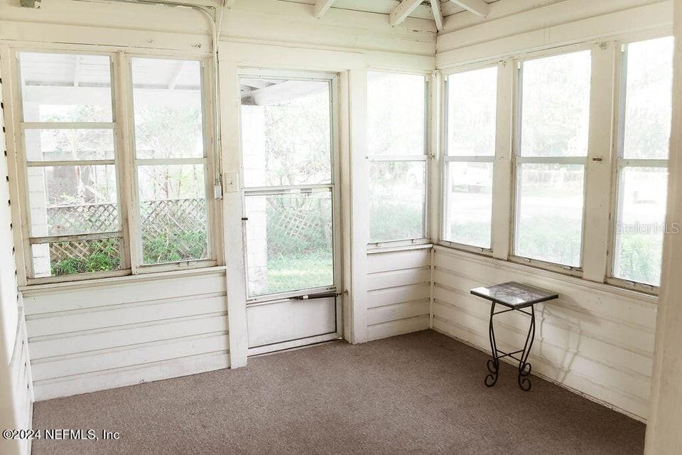 Image 8 of 34 For 762 Walnut Street