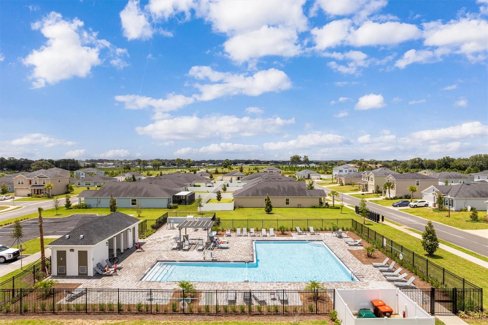 Listing photo id 0 for 9217 58th Circle