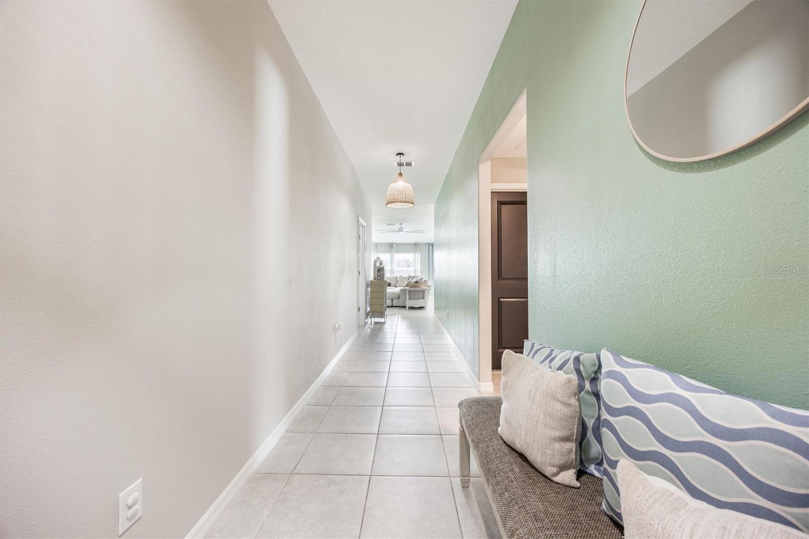 Listing photo id 5 for 9217 58th Circle