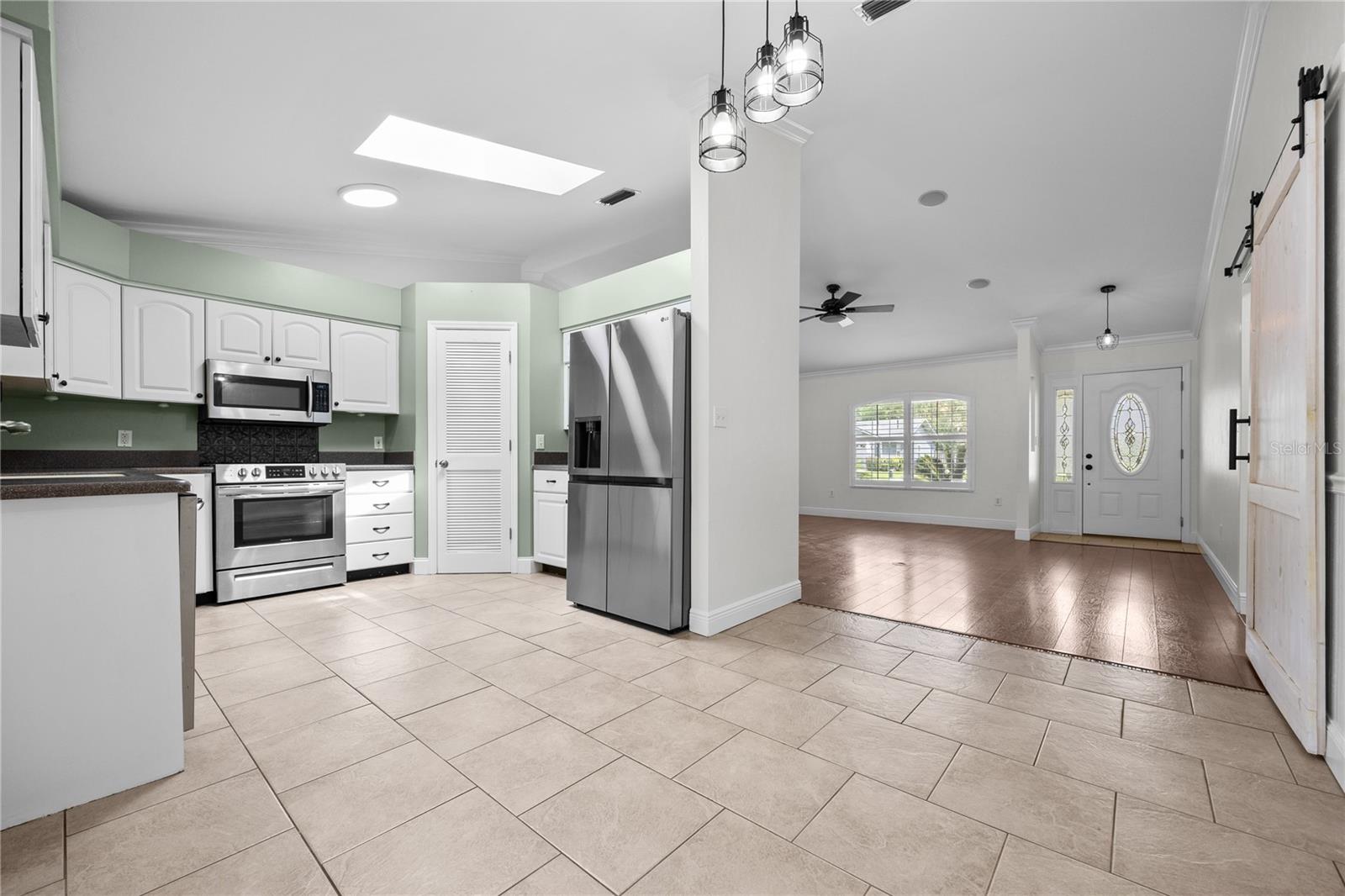 Image 5 of 25 For 6132 111th Place