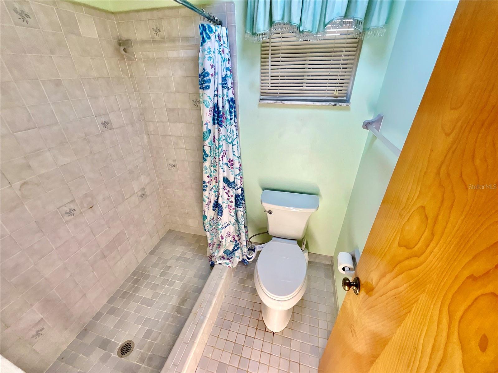 Image 18 of 33 For 6027 Dogwood Lane