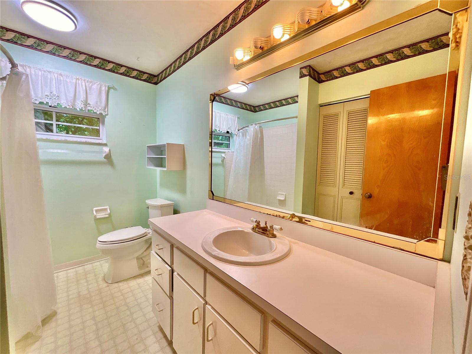 Image 22 of 33 For 6027 Dogwood Lane