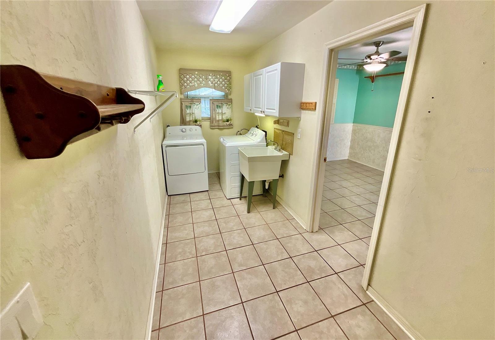 Image 24 of 33 For 6027 Dogwood Lane