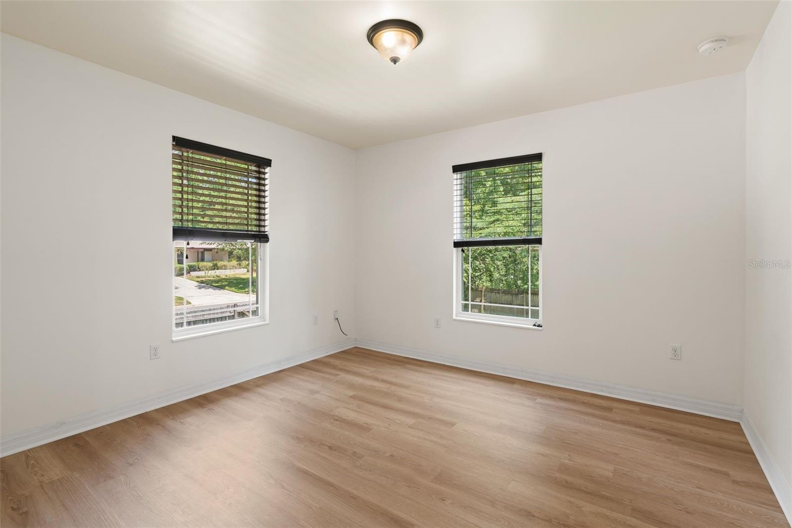 Image 16 of 32 For 416 28th Terrace