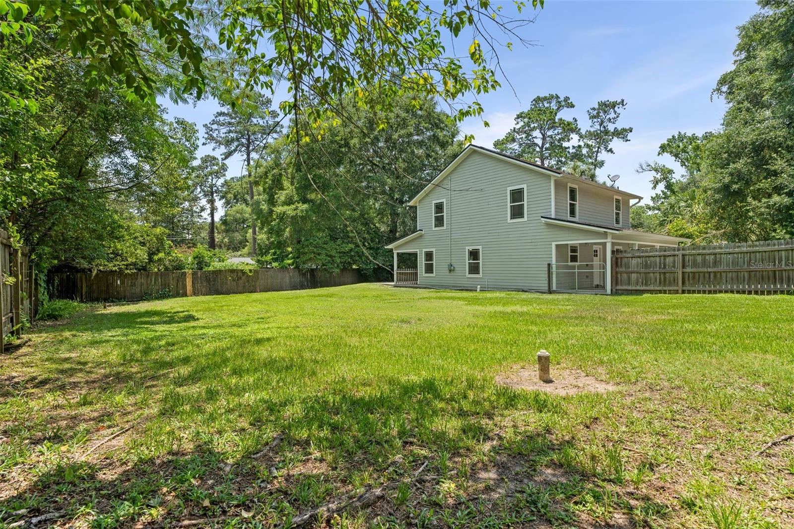 Image 28 of 32 For 416 28th Terrace