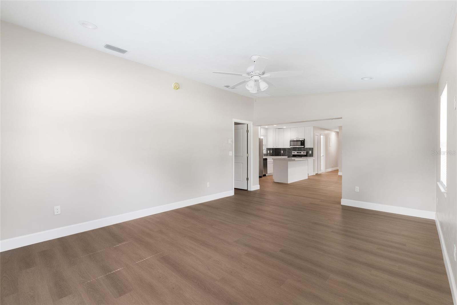 Image 10 of 24 For 3237 30th Avenue