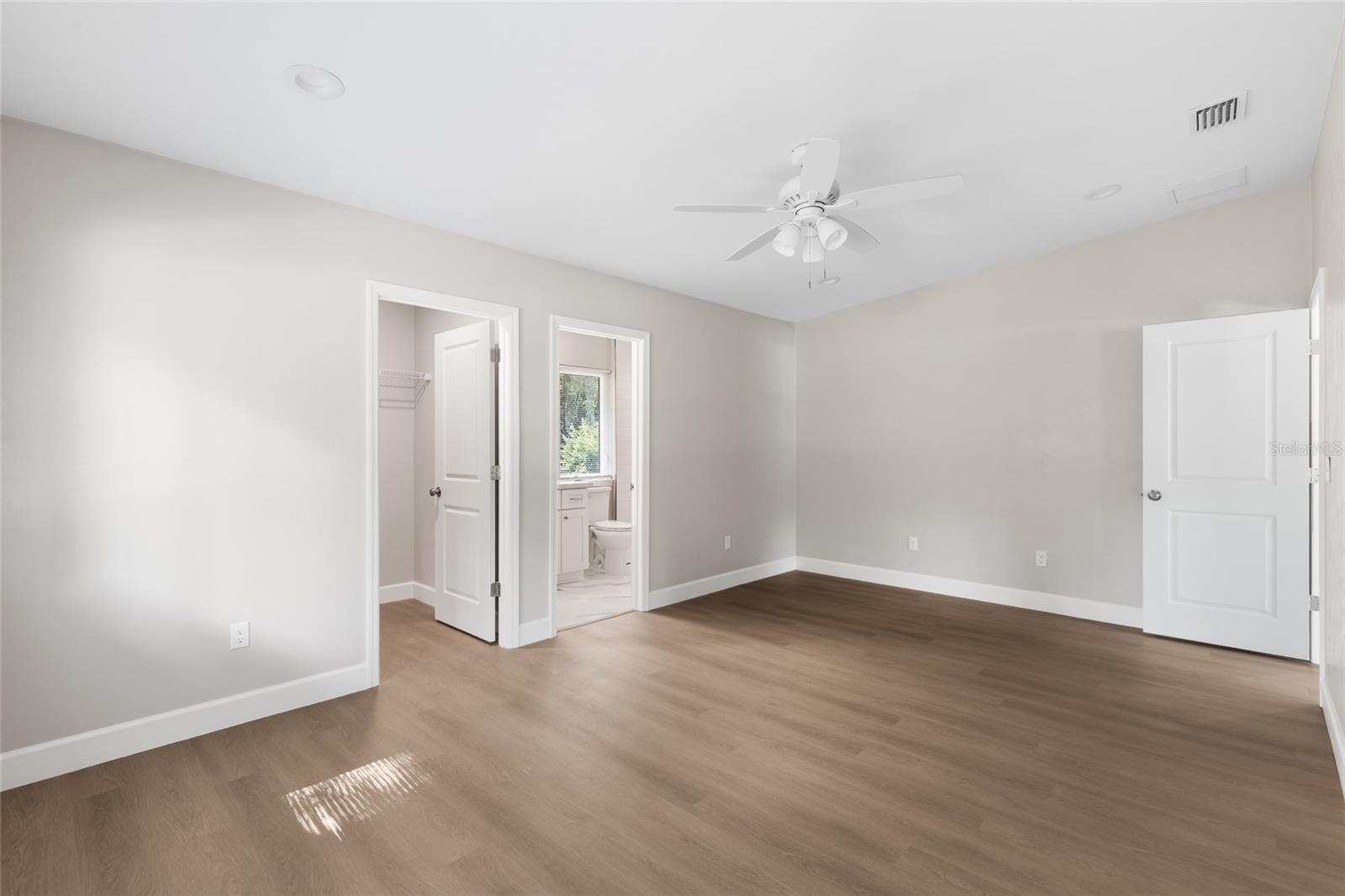 Image 14 of 24 For 3237 30th Avenue