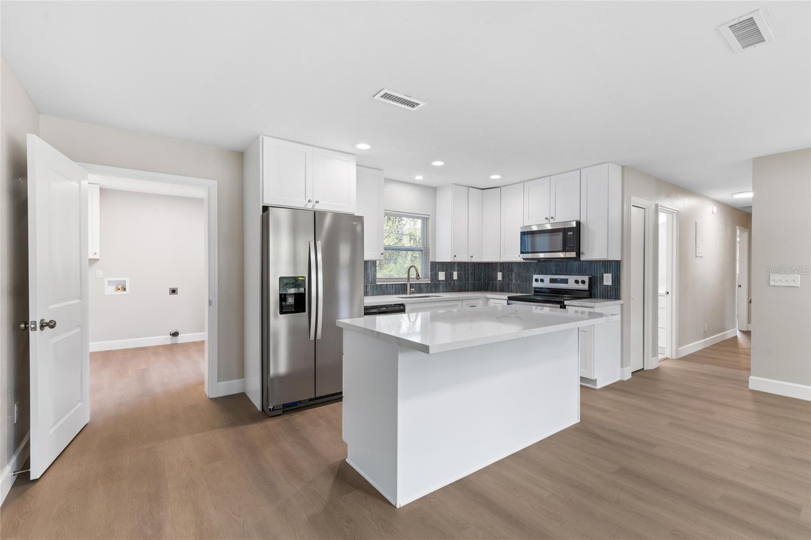 Image 6 of 24 For 3237 30th Avenue
