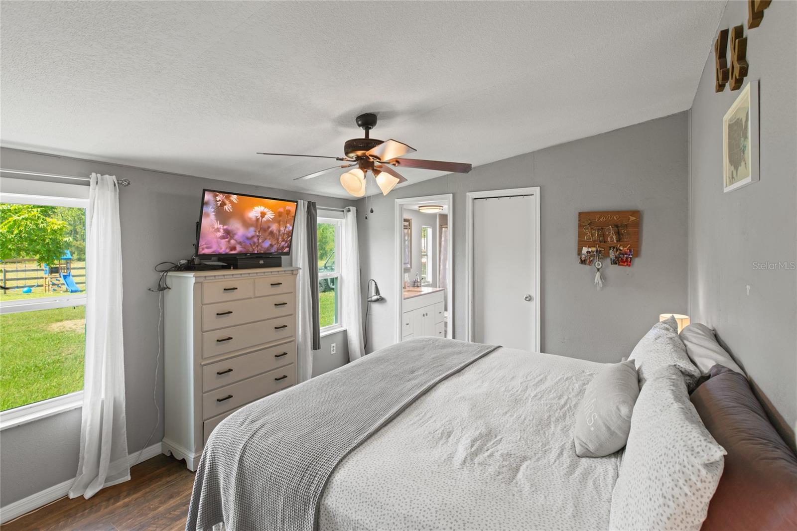 Image 7 of 44 For 1396 94th Street