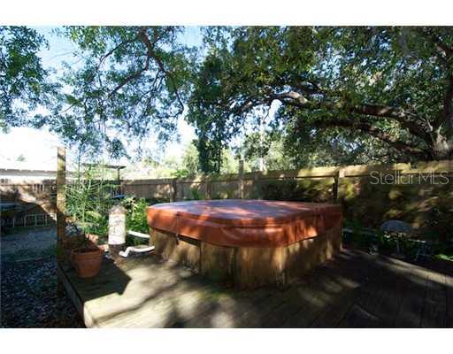 Image 11 of 34 For 17329 173rd Road